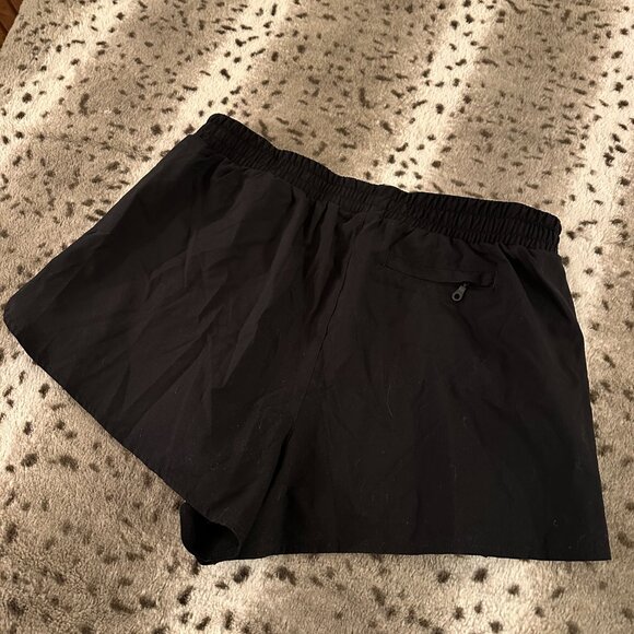 Girlfriend Collective Black Trail Shorts - Picture 2 of 5